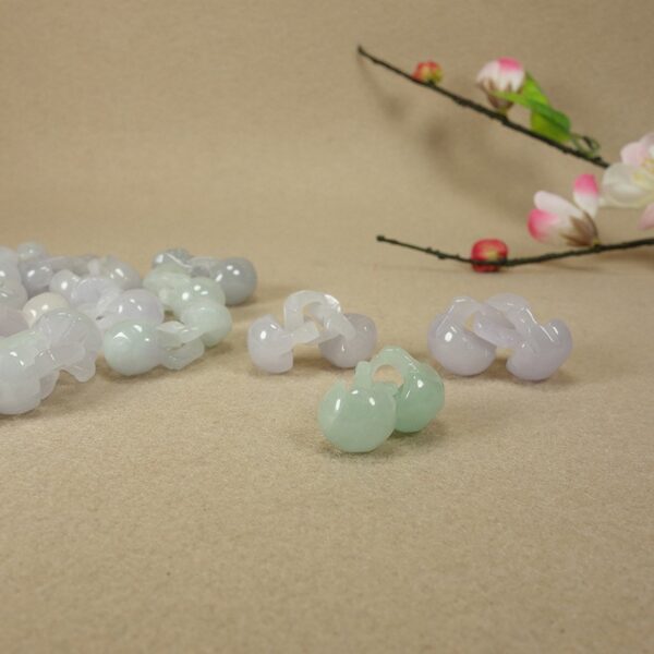 2 pcs / 5 psc 20 mm high quality natural Burmese jadeite double locks shape bead - Image 5