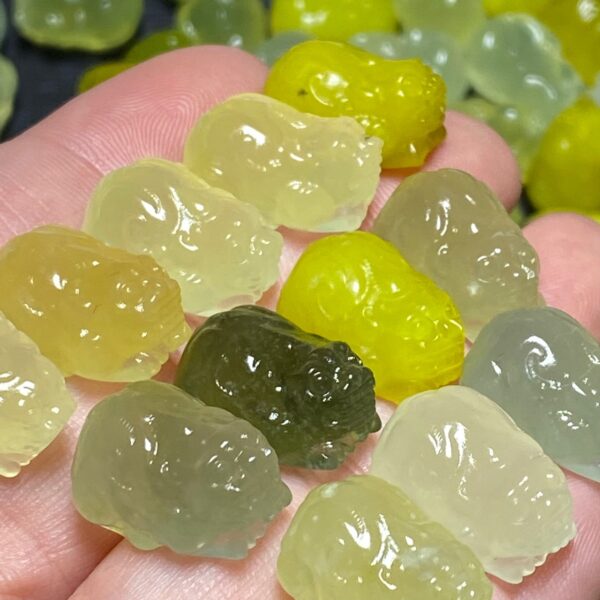 cute pixiu shape serpentine jade bead - Image 5