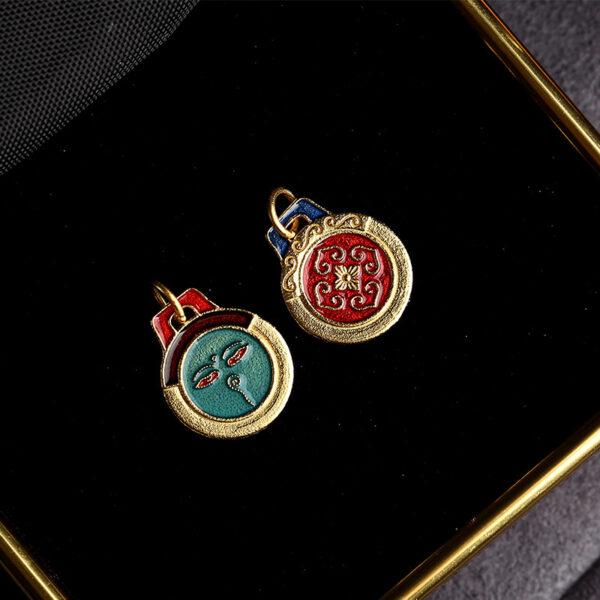 gild sterling silver abstract face and flower pattern round shape charm, red and blue enamel flower bead, 2 pieces / 5 pieces - Image 4