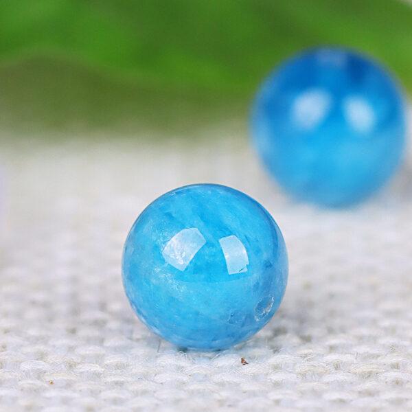 blue apatite bead, round bead, natural bead, genuine bead - Image 3