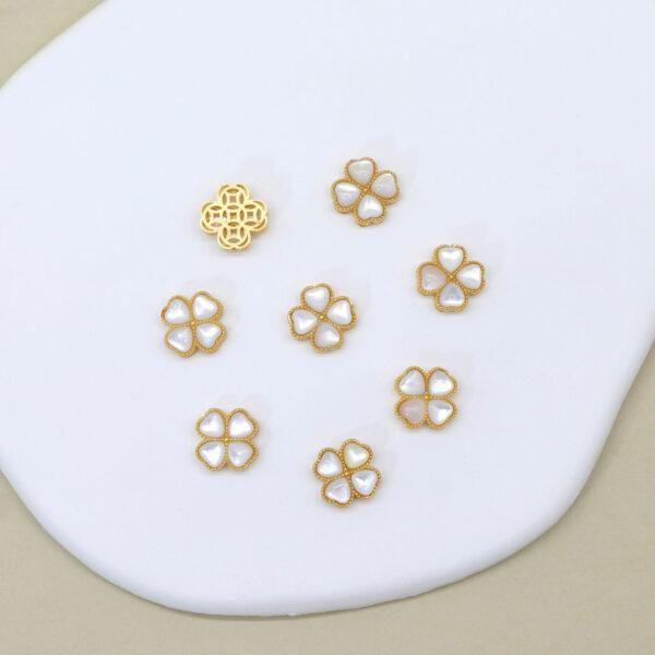 four-leaf clover bead, bezel bead, nephrite bead, green bead, sterling silver bead, gild bead, golden bead, 2pcs / 5 pcs