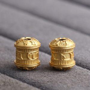 The Six-Syllable Buddhist Mantra pattern cylinder shape gild sterling silver bead