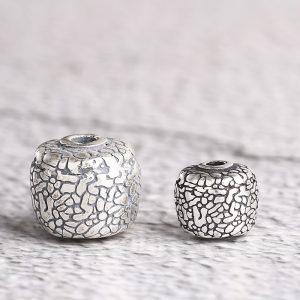 Snakeskin pattern drum shape oxidized sterling silver bead