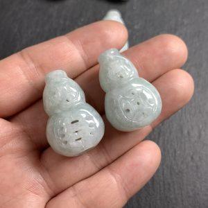 hollow gourd shape genuine natural jadeite bead