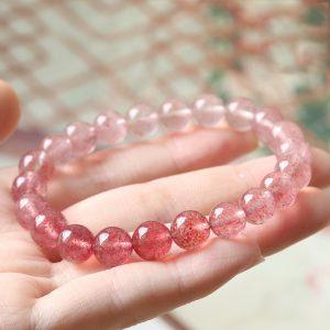 Natural Gradient Strawberry Quartz Round Beaded Bracelet