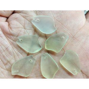 5-pieces Natural Xiu Jade (Serpentine) Carved Lotus Petal Charm Beads