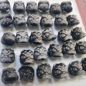 5-Pieces Natural Silver Sheen Obsidian Lion Dance Loose Beads