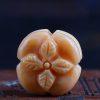 5-Pieces Natural Bullmouth Cowrie Shell Persimmon Four-Leaf Flower Loose Beads