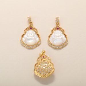 Natural Mother‑of‑Pearl Shell Laughing Maitreya Buddha Pendant with S925 Sterling Silver Set