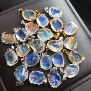 Natural Madagascar Rainbow Moonstone Irregular Pendant with S925 Sterling Silver Set